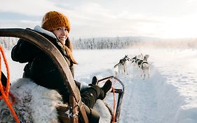 Lapland Hotels Sirkantähti Levi 3*
